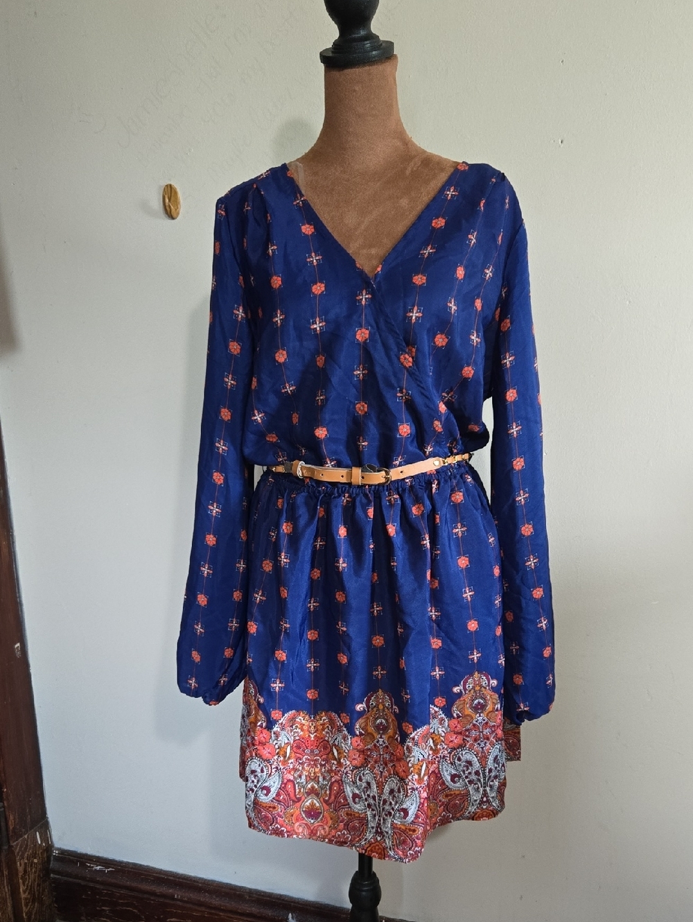 DR23 NWT Almost Famous Peasant Style Border Print Dress Tan Belt Cinch Waist